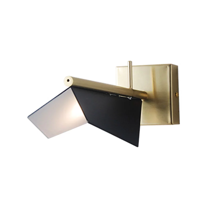 Occurrens locus Wall Lamp