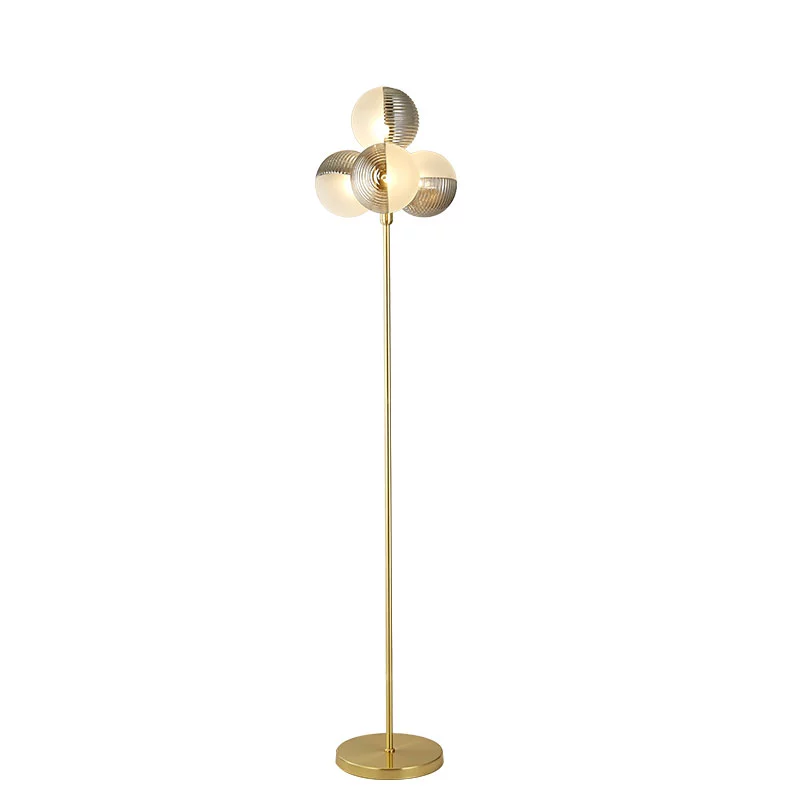 Villa Floor Lamp